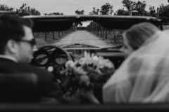 chloe and adam photographed at newstead vineyards by sharyn hodges