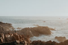 Jurgita and Karabo on their adventure shoot in Harkerville
