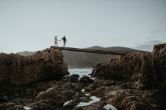 Brad and Talia at Knysna Heads photographed by Sharyn Hodges